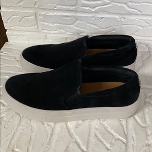 Women’s Steve Madden Suede Gills Size 8 1/2